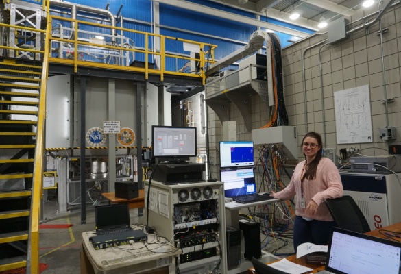 Lab visit to the National High Magnetic Field Laboratory